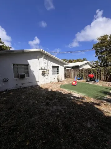 1304 NE 4th Street Pompano Beach FL 33060