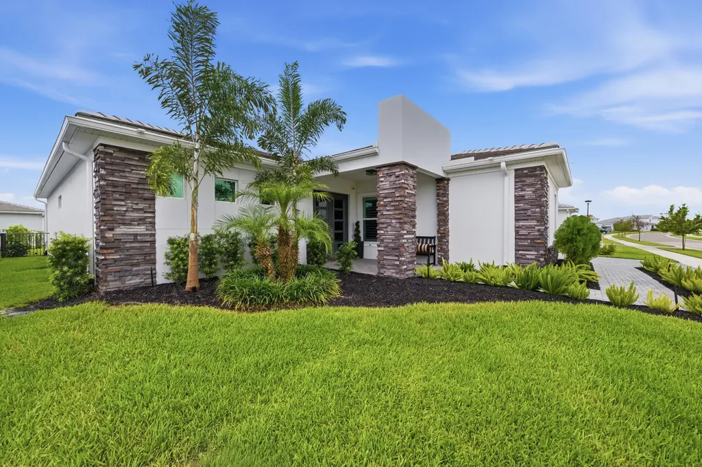 10639 Vineyard Drive Port St Lucie FL 34987