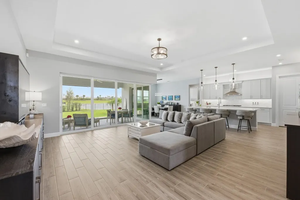 10639 Vineyard Drive Port St Lucie FL 34987