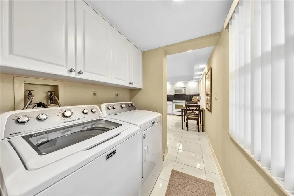 804 Cypress Grove Lane Pompano Beach FL 33069