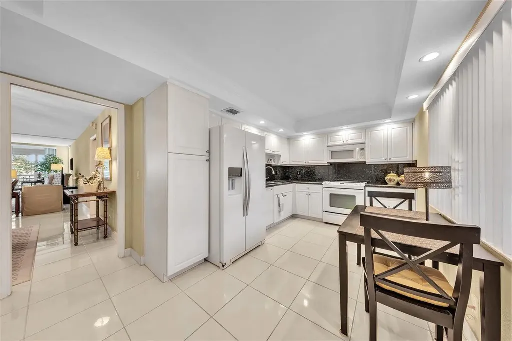 804 Cypress Grove Lane Pompano Beach FL 33069