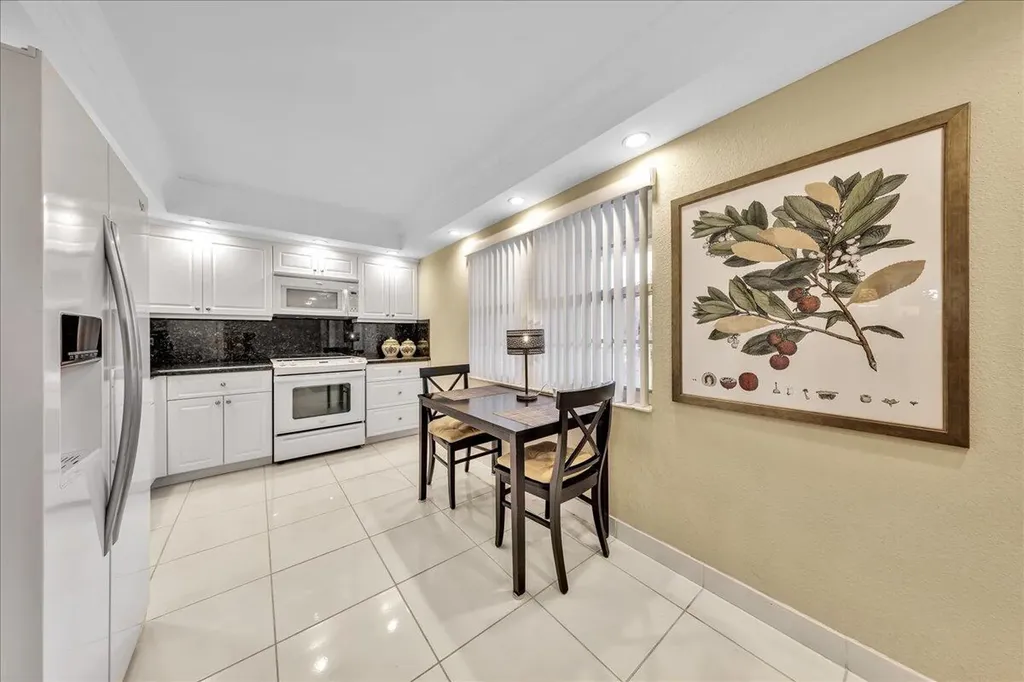 804 Cypress Grove Lane Pompano Beach FL 33069
