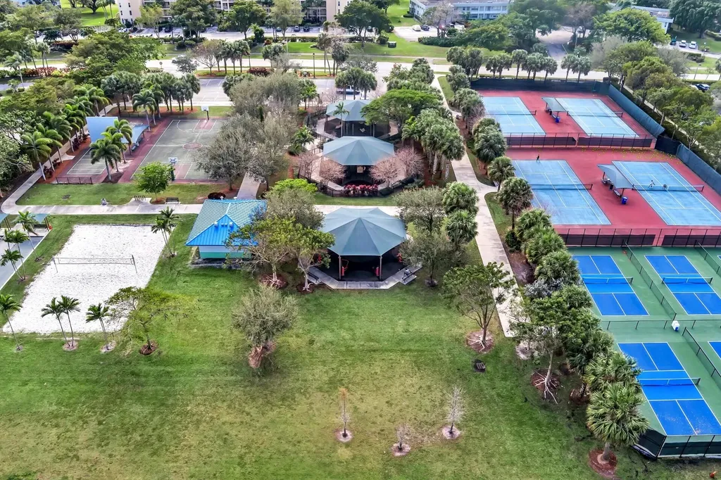 804 Cypress Grove Lane Pompano Beach FL 33069