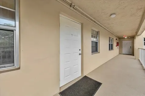 804 Cypress Grove Lane Pompano Beach FL 33069