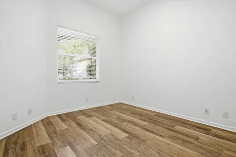 2466 Bay Isle Court Weston FL 33327