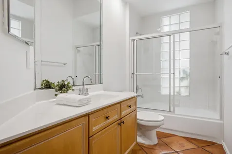 2466 Bay Isle Court Weston FL 33327