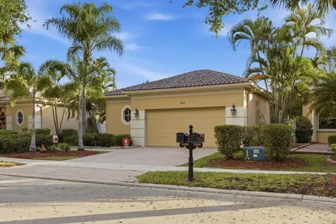 2466 Bay Isle Court Weston FL 33327