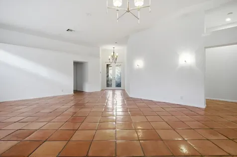 2466 Bay Isle Court Weston FL 33327