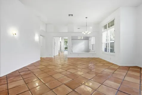 2466 Bay Isle Court Weston FL 33327