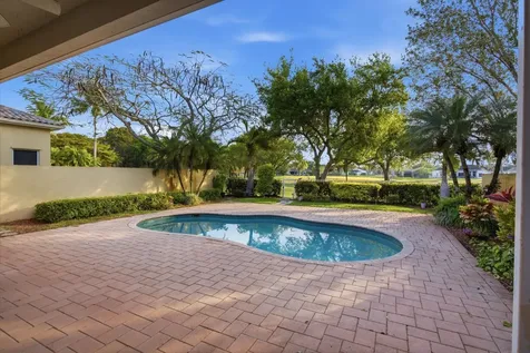 2466 Bay Isle Court Weston FL 33327