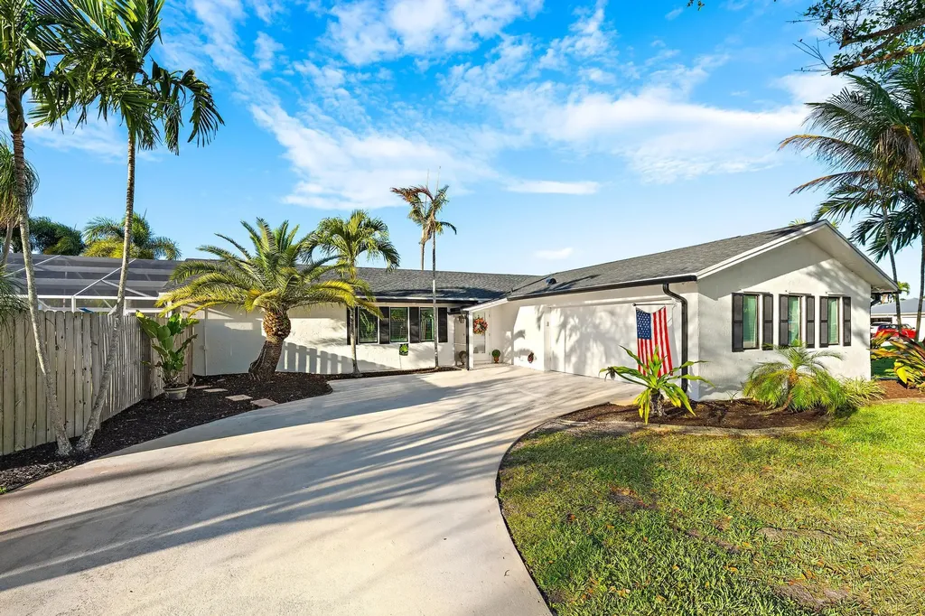 4303 Elm Avenue Palm Beach Gardens FL 33410
