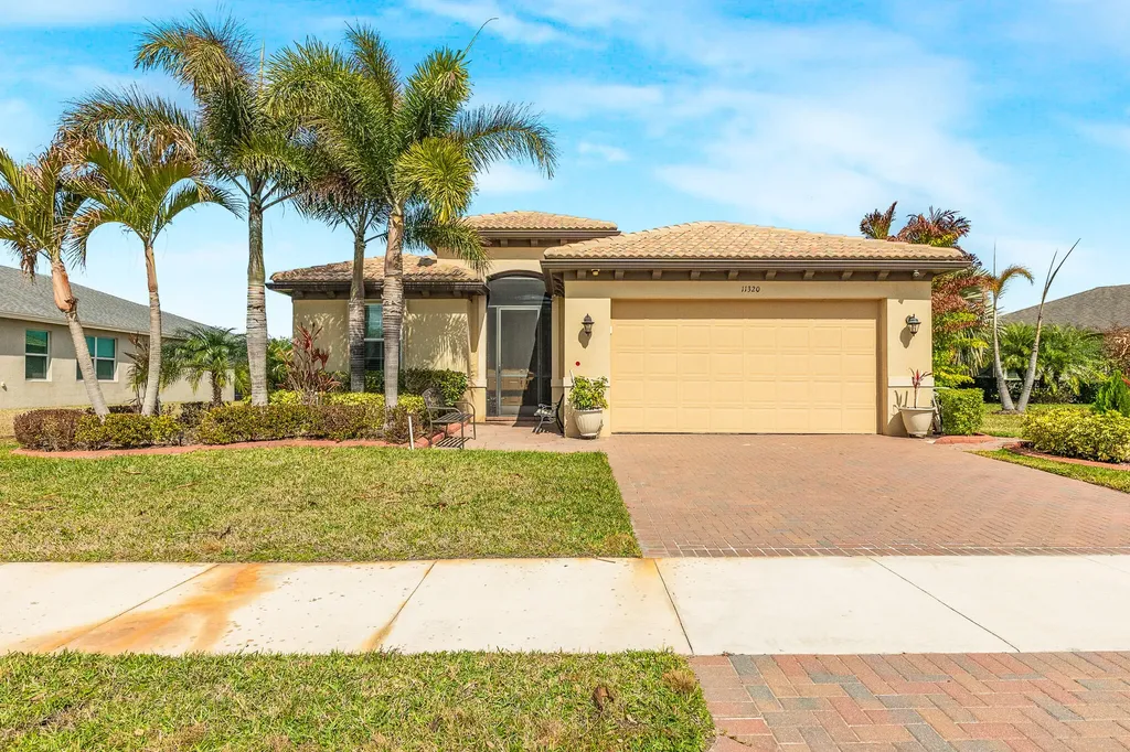 11320 SW Lake Park Drive Port St Lucie FL 34987