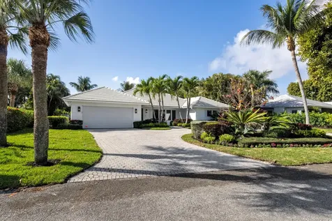 2720 Cardinal Circle Gulf Stream FL 33483