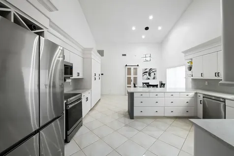 8505 NW 77th Street Tamarac FL 33321