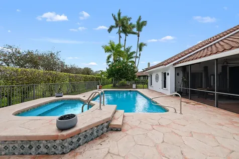 8505 NW 77th Street Tamarac FL 33321