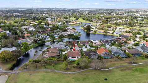 8505 NW 77th Street Tamarac FL 33321