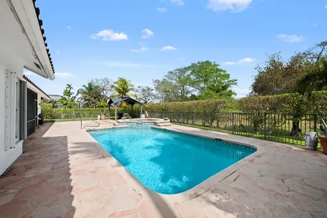 8505 NW 77th Street Tamarac FL 33321