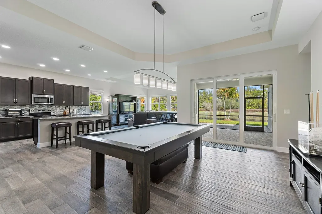 15955 Whippoorwill Circle Westlake FL 33470