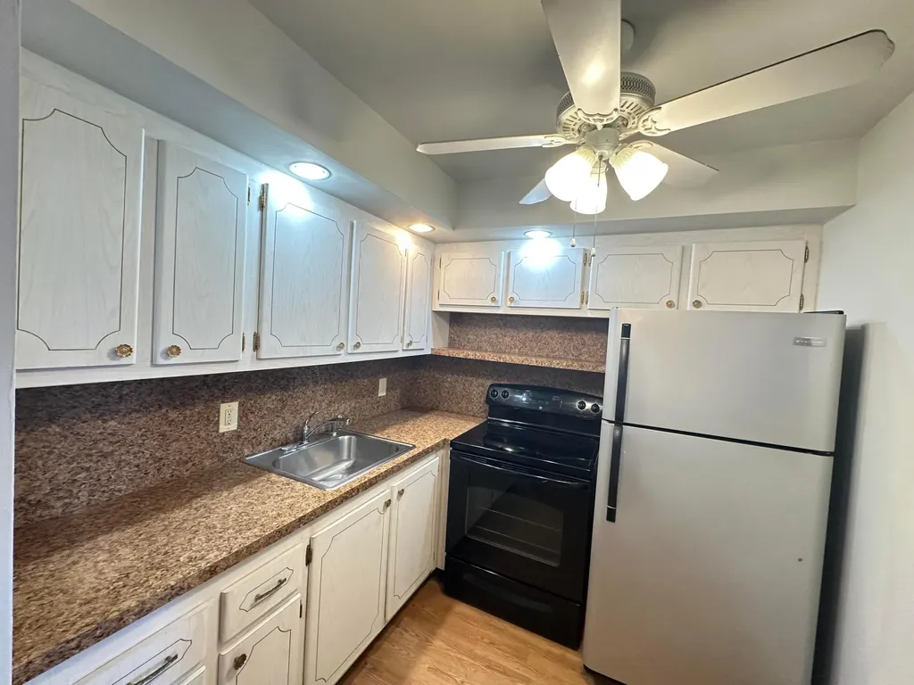 352 Southampton C West Palm Beach FL 33417