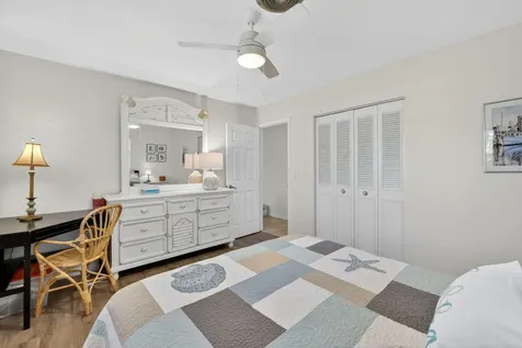 1252 SE Madison Avenue Stuart FL 34996