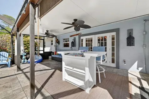 1252 SE Madison Avenue Stuart FL 34996