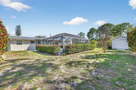1252 SE Madison Avenue Stuart FL 34996