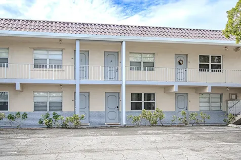 660 Glouchester Street Boca Raton FL 33487