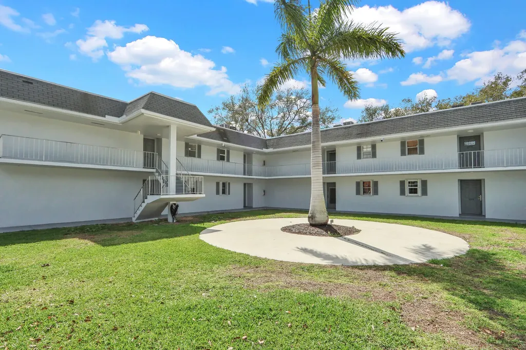 10249 N Military Trail Palm Beach Gardens FL 33410