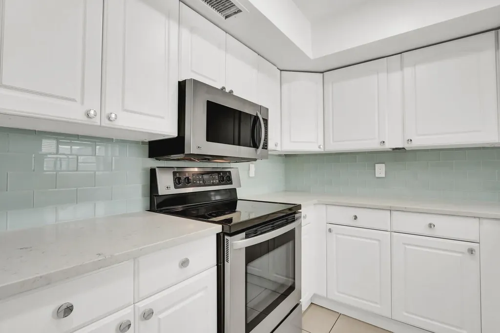 10249 N Military Trail Palm Beach Gardens FL 33410