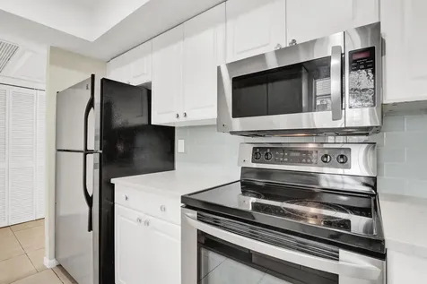 10249 N Military Trail Palm Beach Gardens FL 33410