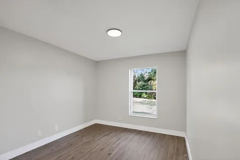 3037 Casa Rio Court Riviera Beach FL 33418
