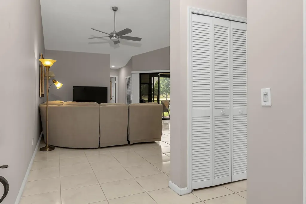 8322 Mooring Circle Boynton Beach FL 33472