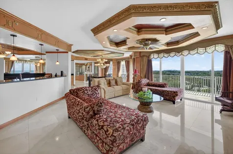 1460 S Ocean Boulevard Lauderdale By The Sea FL 33062