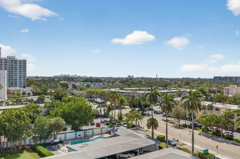 1460 S Ocean Boulevard Lauderdale By The Sea FL 33062
