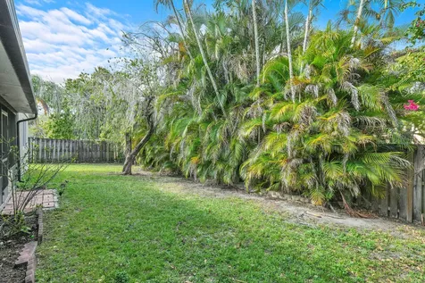 1393 SW 151st Way Sunrise FL 33326