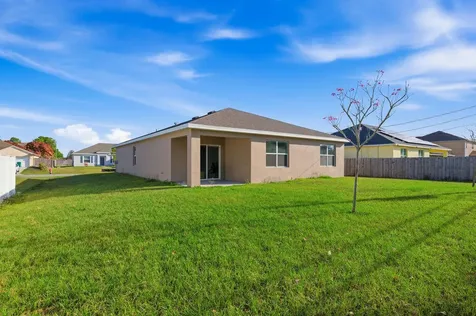 1314 SW Goodman Avenue Port St Lucie FL 34953