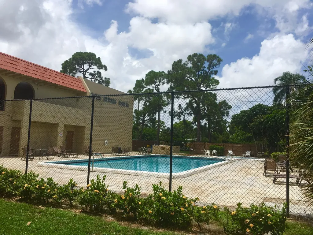 6034 Forest Hill Boulevard West Palm Beach FL 33415