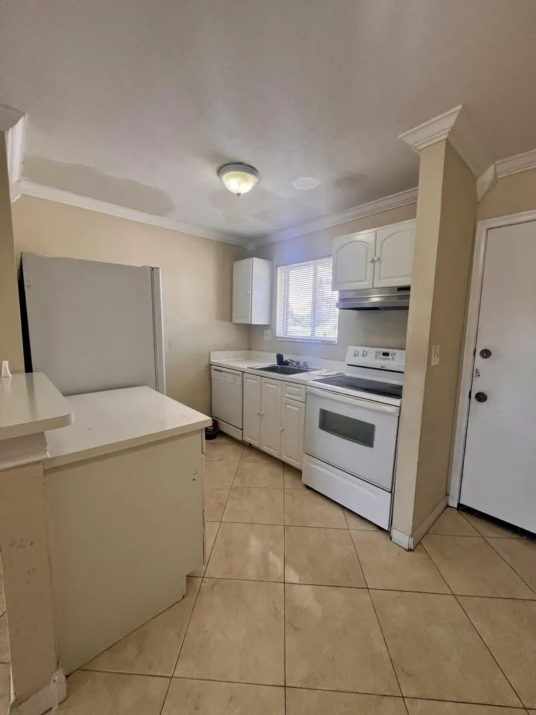 6034 Forest Hill Boulevard West Palm Beach FL 33415
