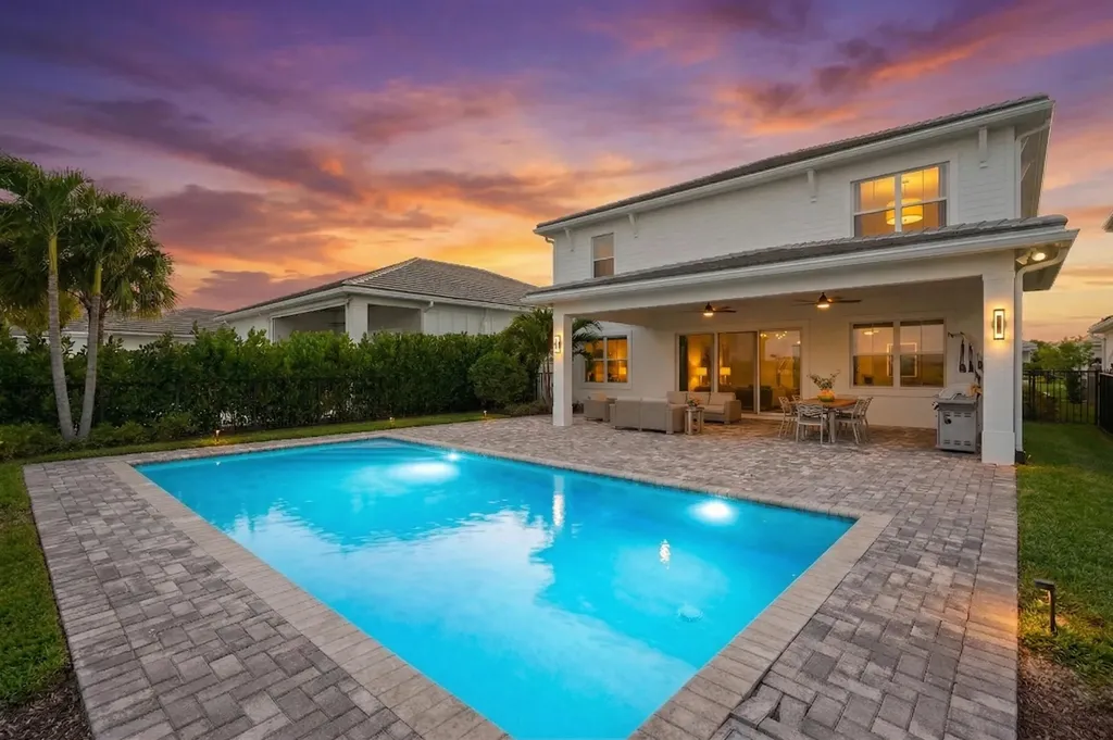 12554 Nautilus Circle Palm Beach Gardens FL 33412