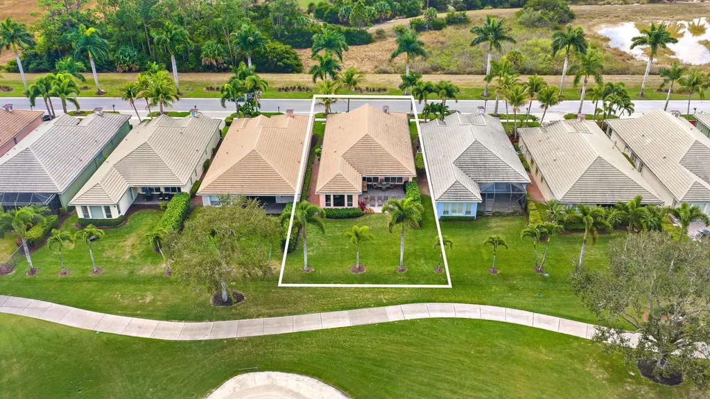10675 La Strada West Palm Beach FL 33412