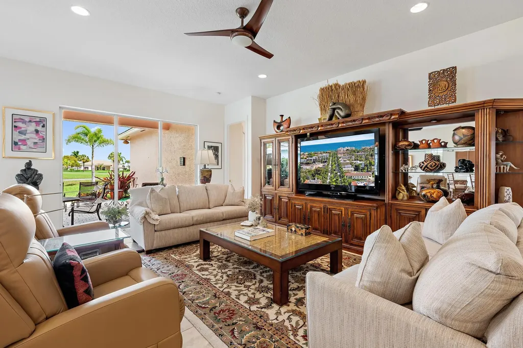 10675 La Strada West Palm Beach FL 33412
