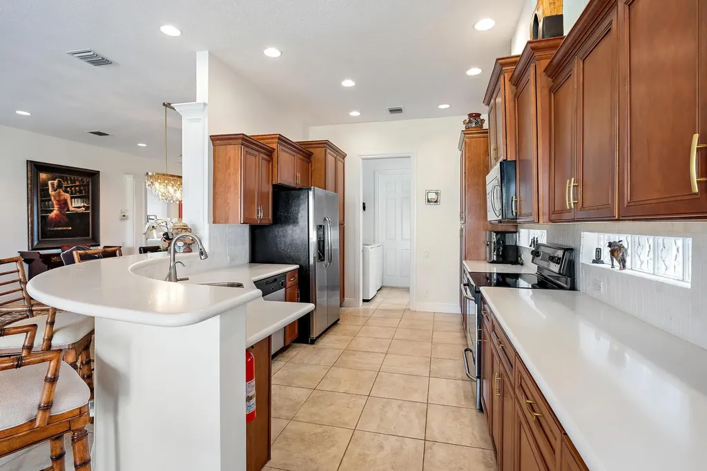 10675 La Strada West Palm Beach FL 33412