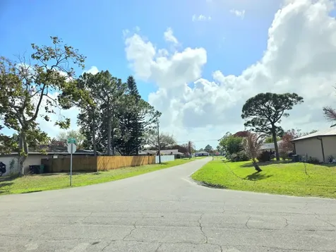 2197 SE Genoa Street Port St Lucie FL 34952