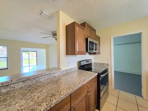 2197 SE Genoa Street Port St Lucie FL 34952