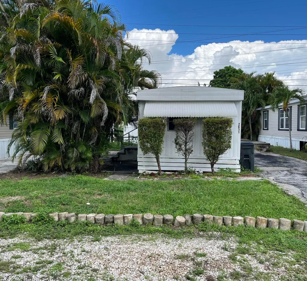 2631 SW 54th Street Fort Lauderdale FL 33312