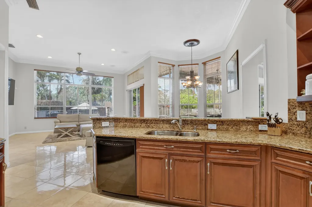 893 Forest Glen Lane Wellington FL 33414