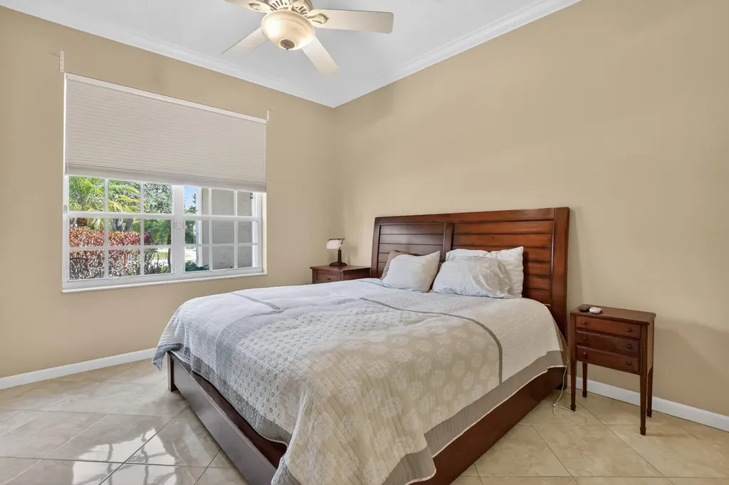 893 Forest Glen Lane Wellington FL 33414