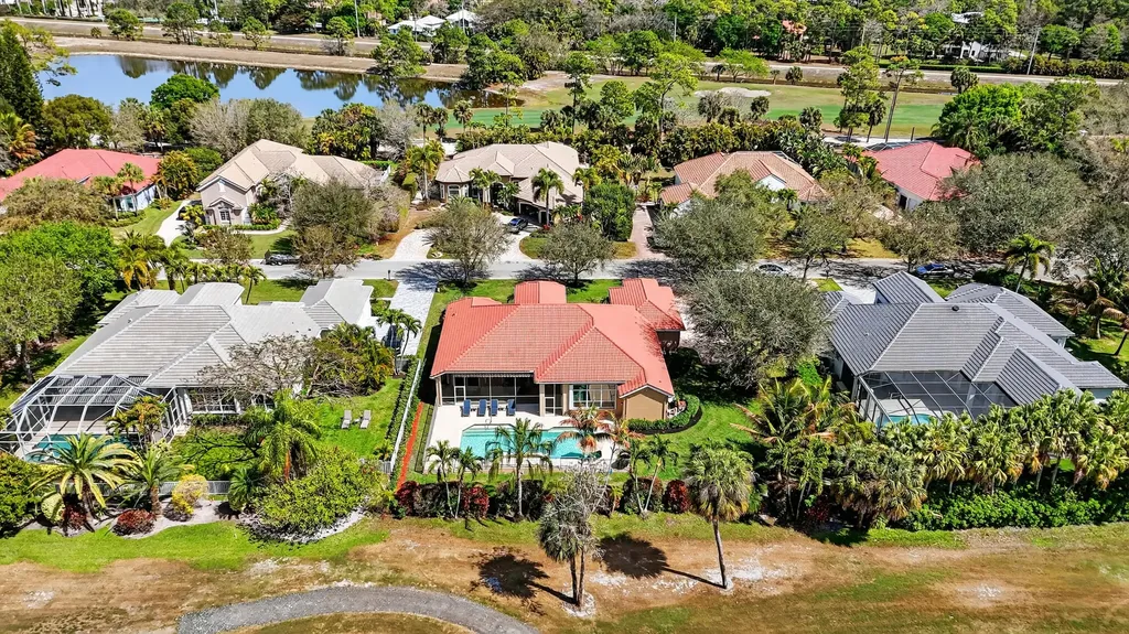 893 Forest Glen Lane Wellington FL 33414