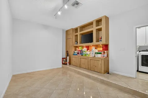 893 Forest Glen Lane Wellington FL 33414