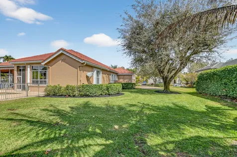 893 Forest Glen Lane Wellington FL 33414